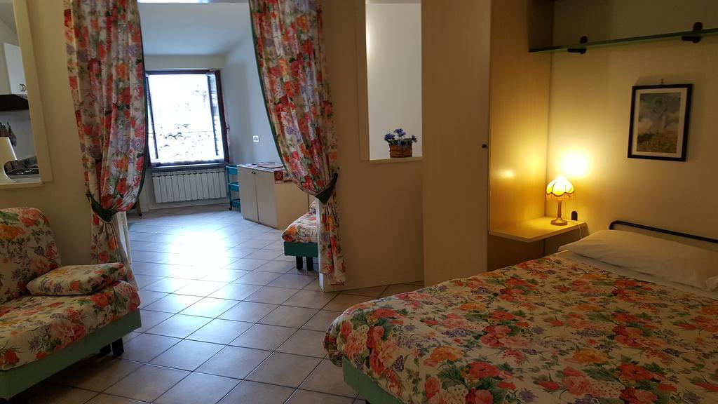 Residence Di Via Perugina 22 Gubbio Kültér fotó